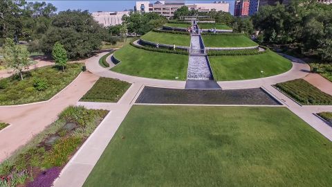 Elevated Fountain Design with Profile Bar Grating