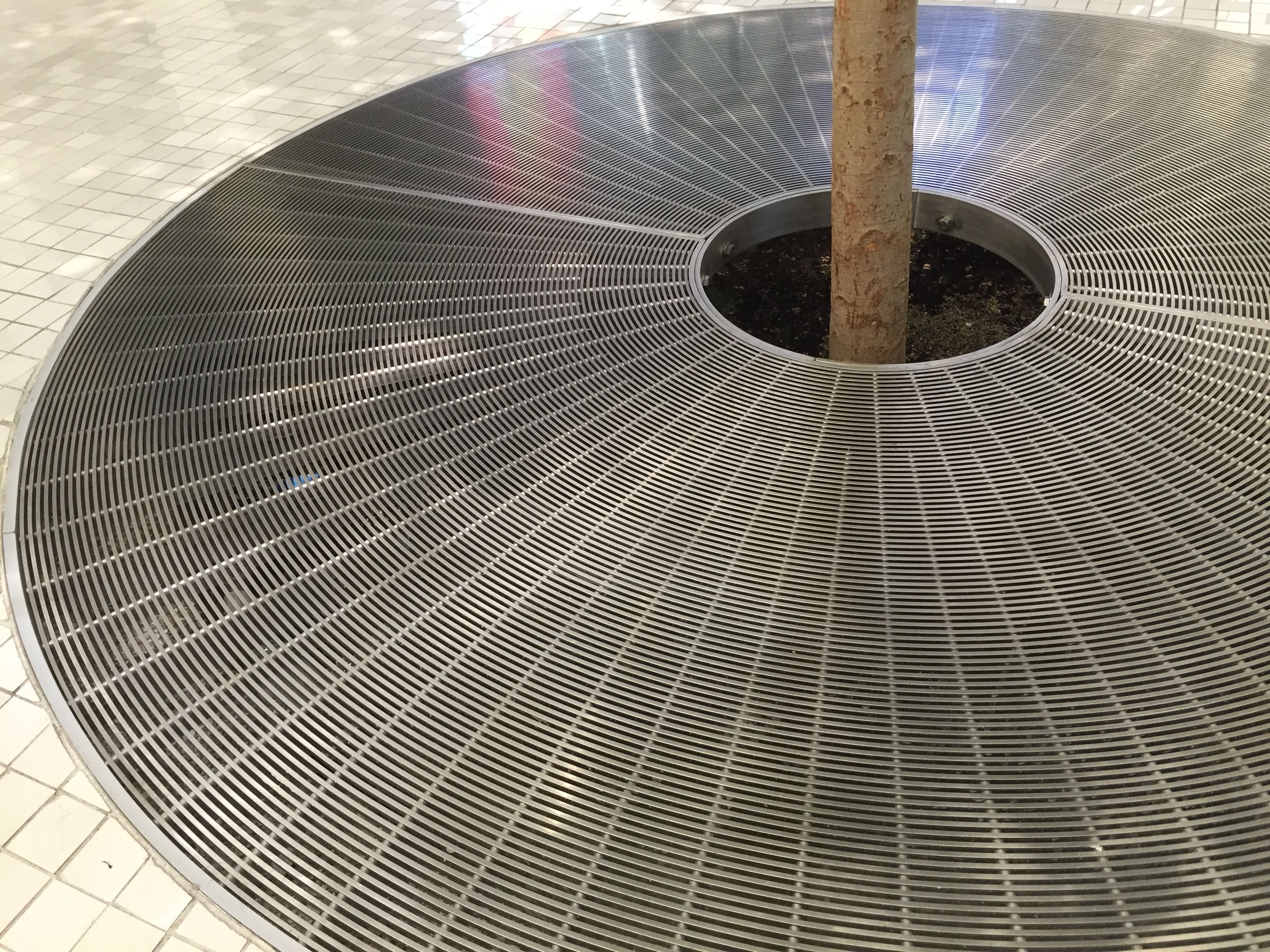 Tree Grating Manufacturer Custom Metal Tree Grating